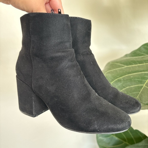 Topshop Shoes - Topshop Black Ankle Booties